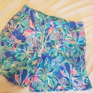 Mens swim trunks L